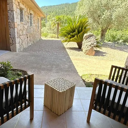 Taglio Rosso Di Santa Lucia * Sainte-Lucie de Porto-Vecchio