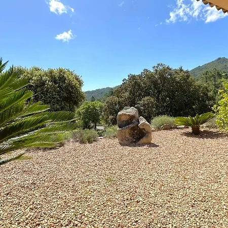 Taglio Rosso Di Santa Lucia Villa